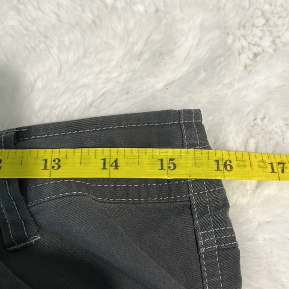 Kuhl roll up cargo pants - Picture 13 of 16